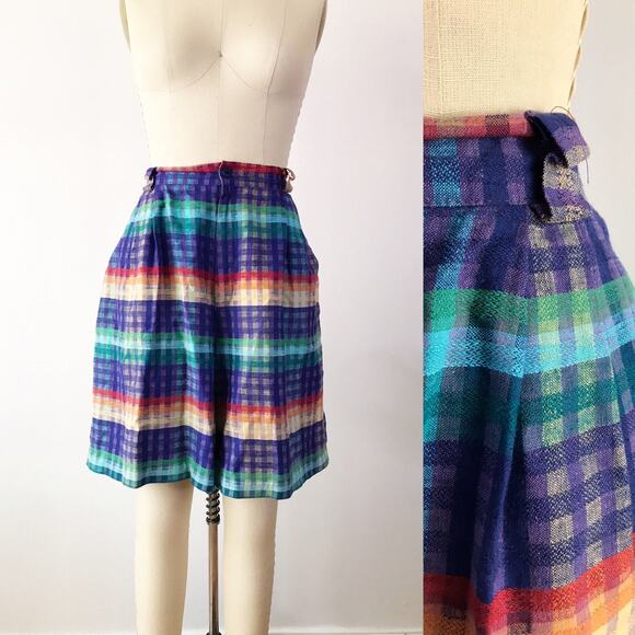 Vintage Pants - SIZE M 1980s High Waisted Plaid Shorts - Rainbow, Preppy, Bermuda